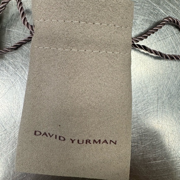 David Yurman sterling silver studs with black pave diamonds. comes with dust bag - Picture 3 of 4